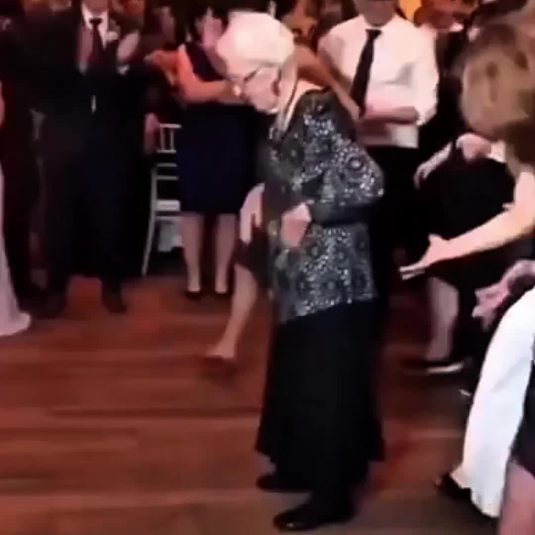 @𝔐𝔦𝔫𝔦𝔬𝔫.𝔏𝔶𝔯𝔦𝔠𝔰𝔰