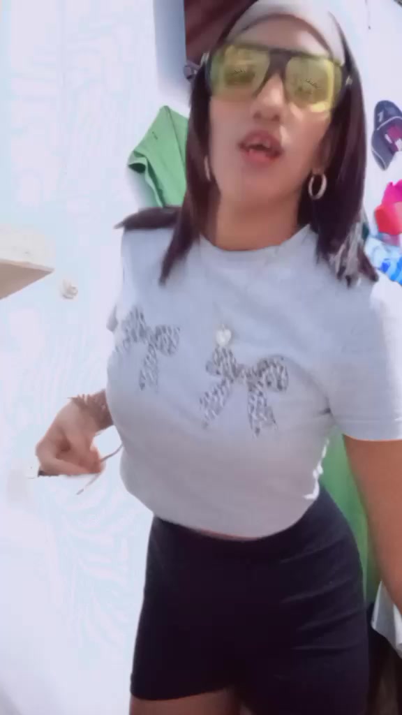 @Emilylopez