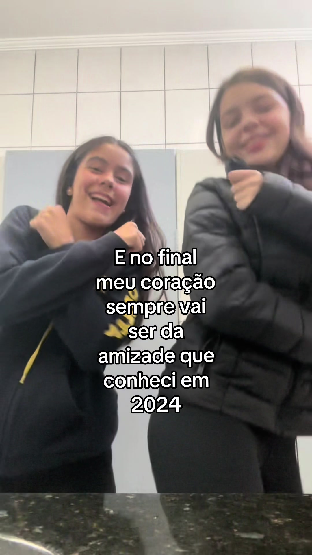 @Alice_siilva