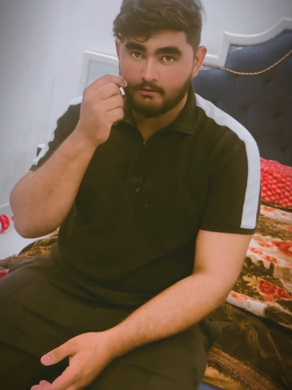 @Farooq Rajput✨🍂