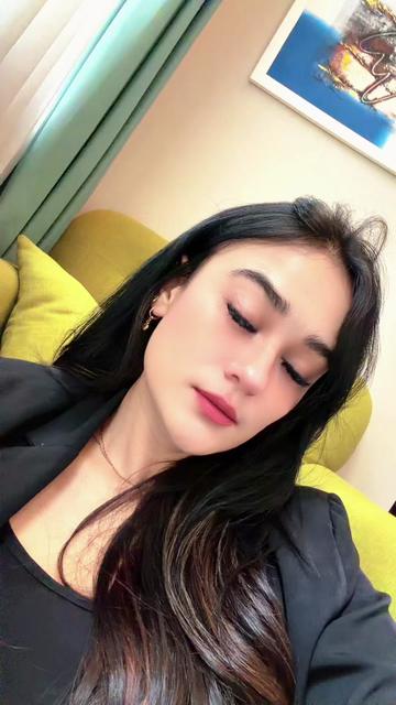 @MJo🍒