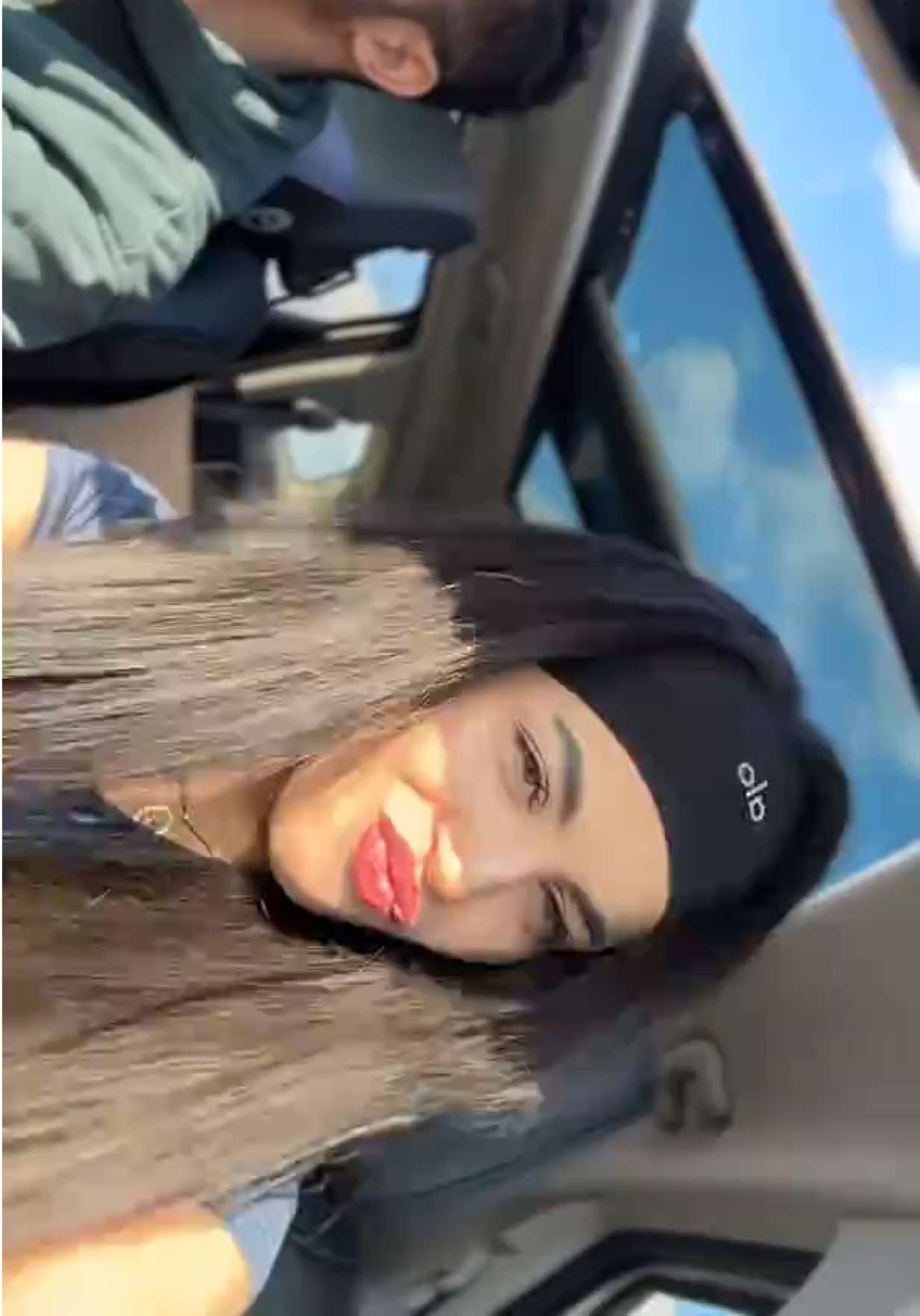 @Ameni Mesrati