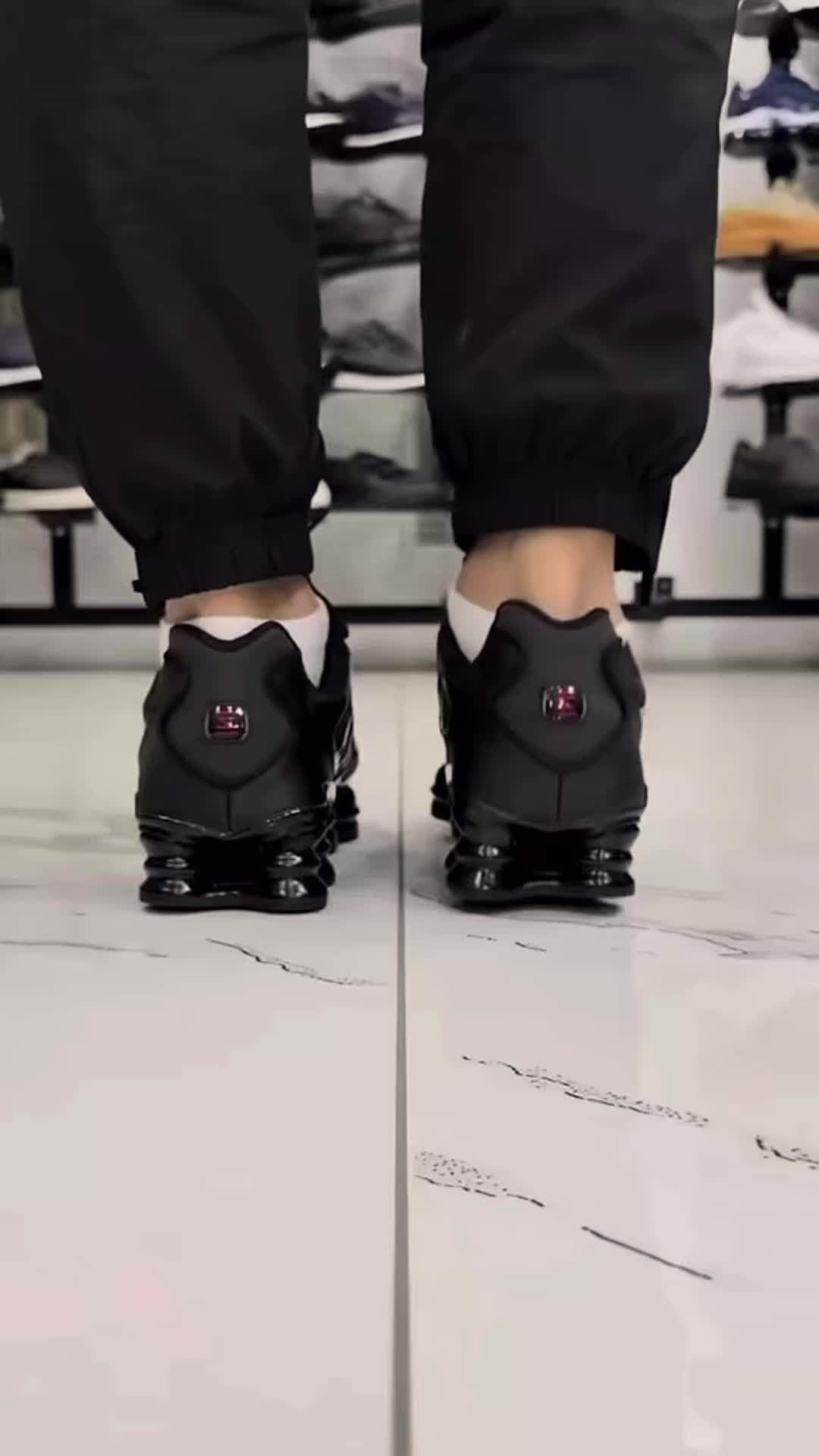 @Monarchy Sneakers