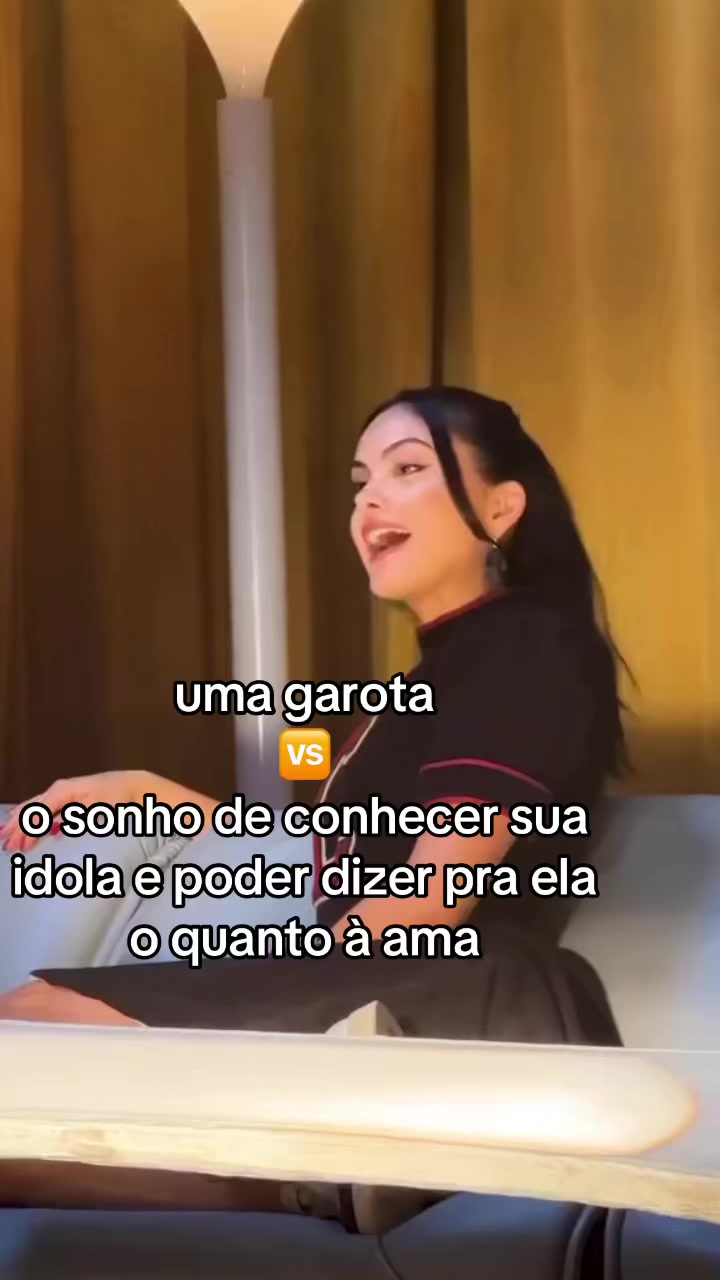 @“Laurinha✨”