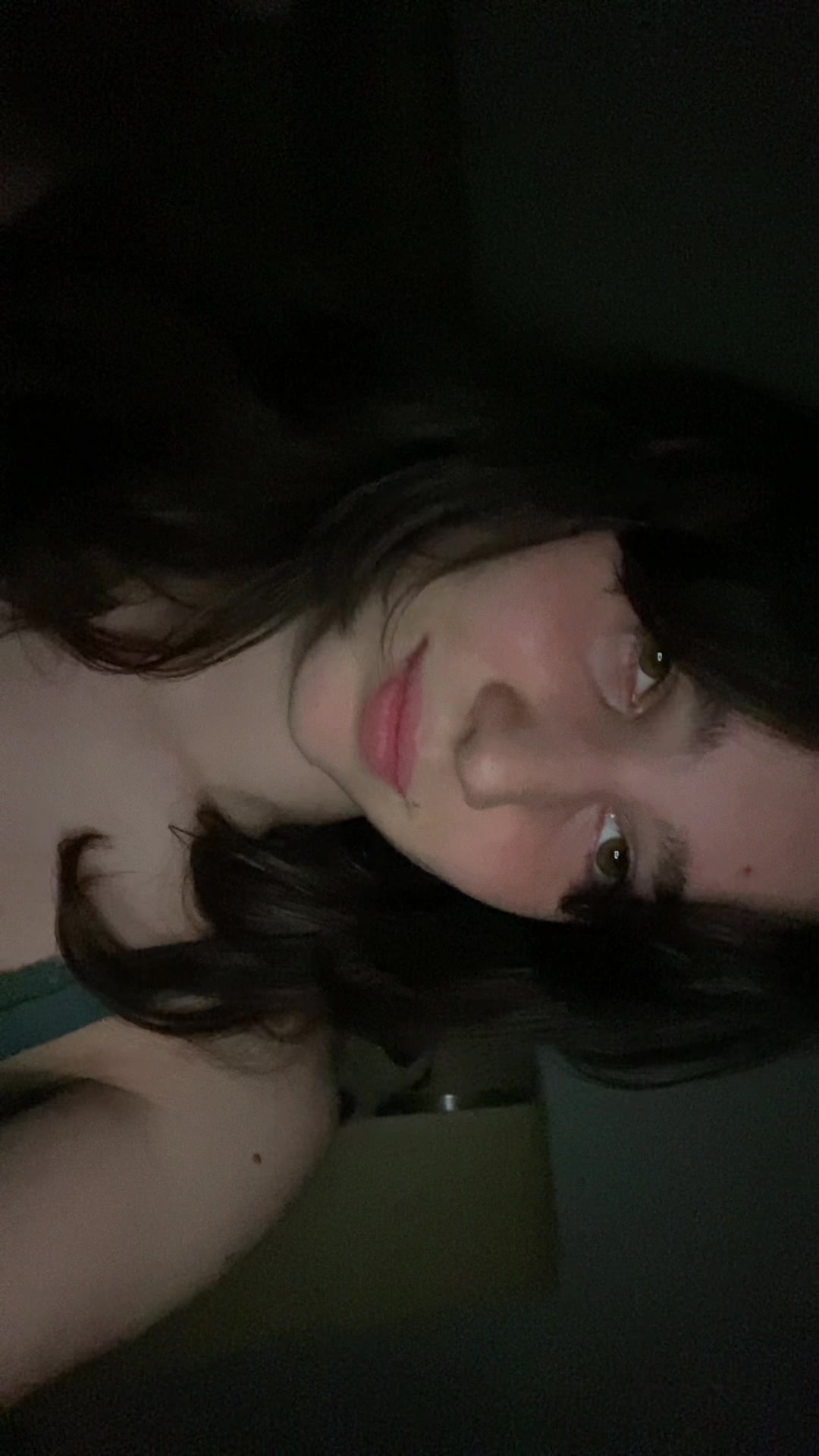 @😼
