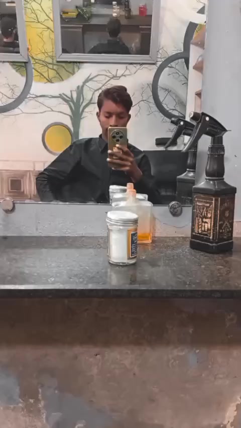 @zain khokhar😊🤨