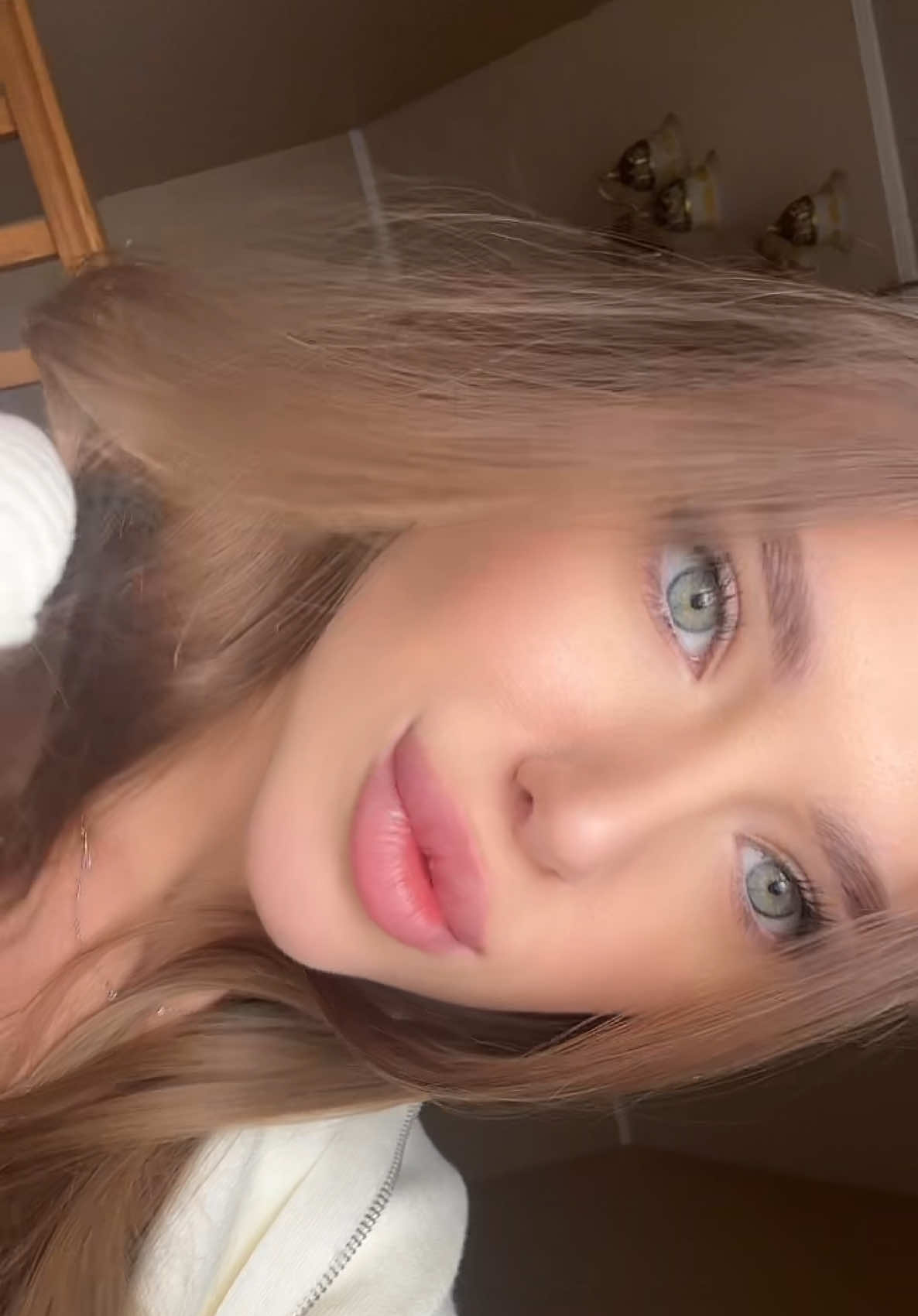 @Erika_Kem
