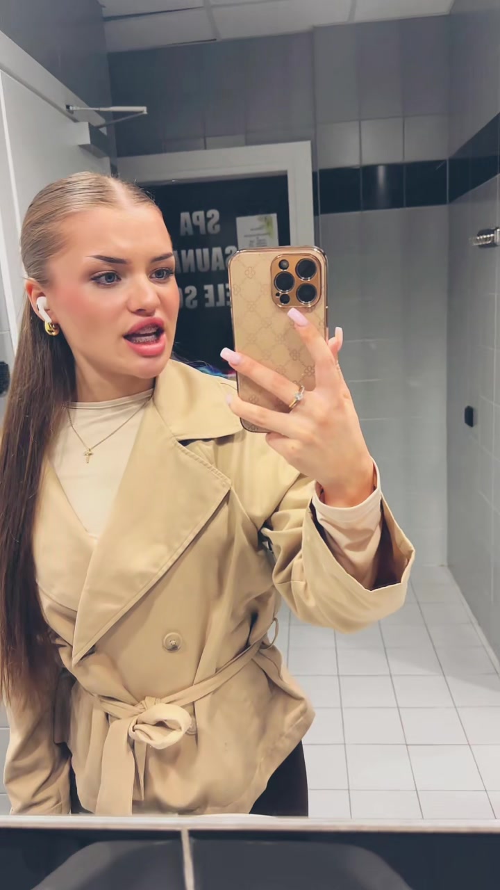 @Yuliia Hodunko