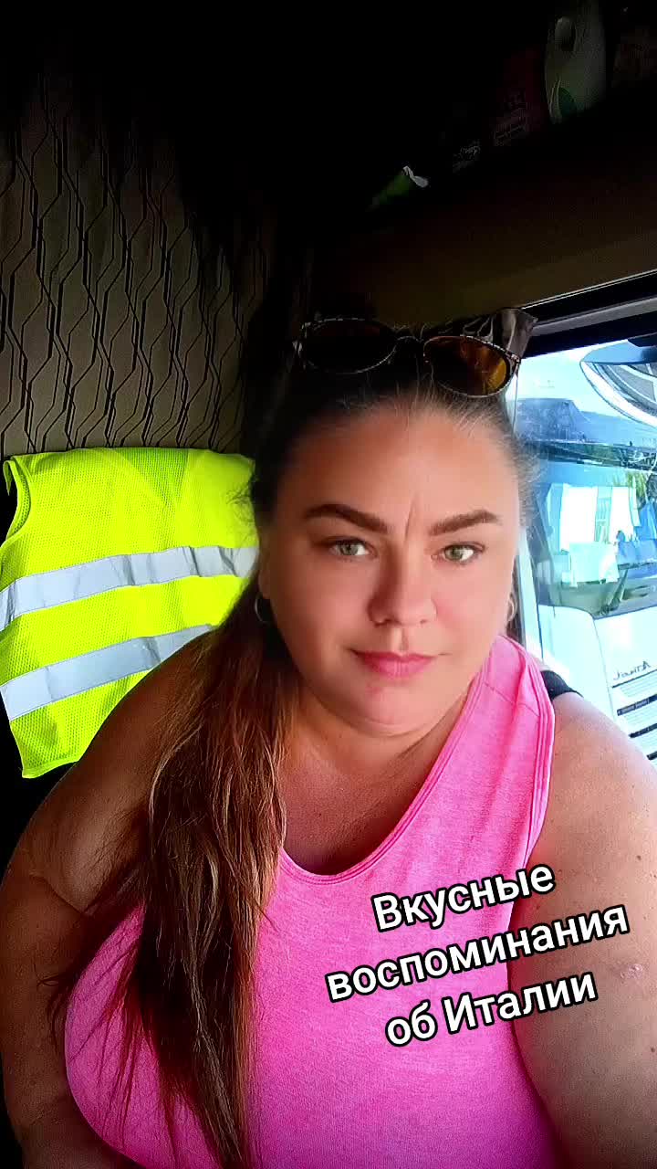 @AlenaBorys