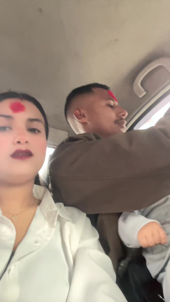 @Ayushu🤪