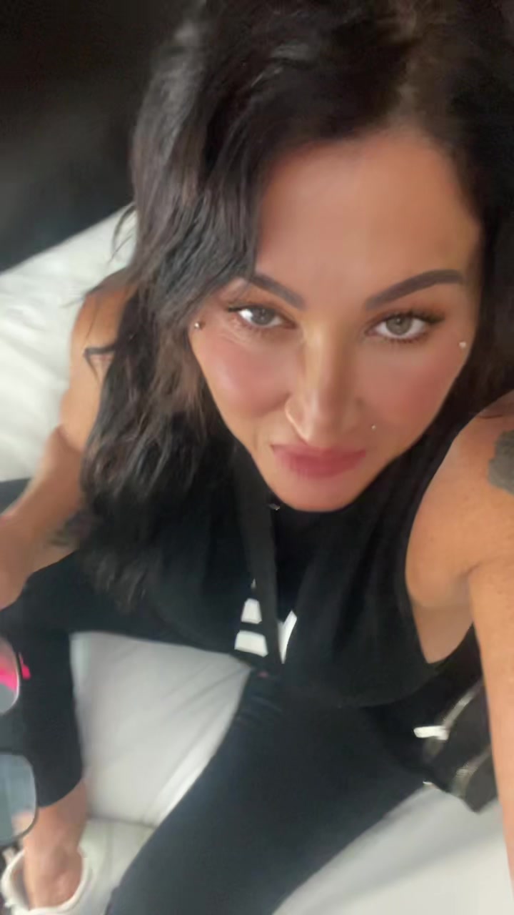 @Italiangirl🇮🇹native🇨🇦🇨🇦