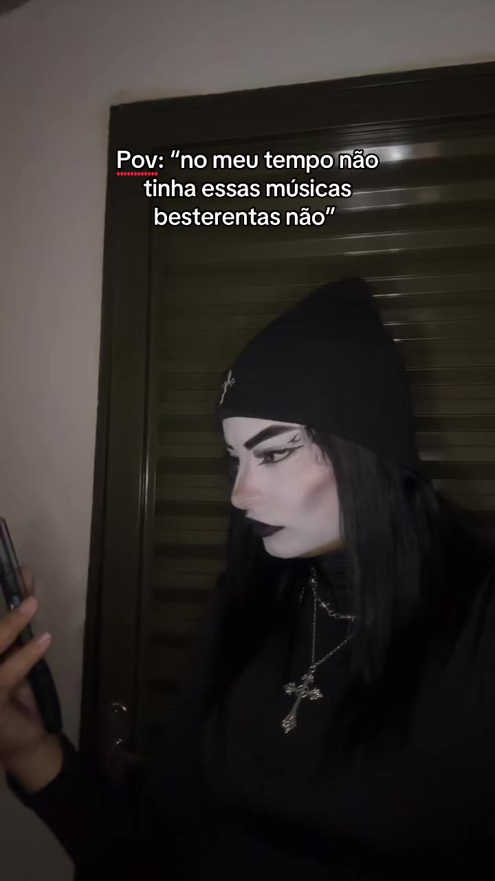@Karen 🎸
