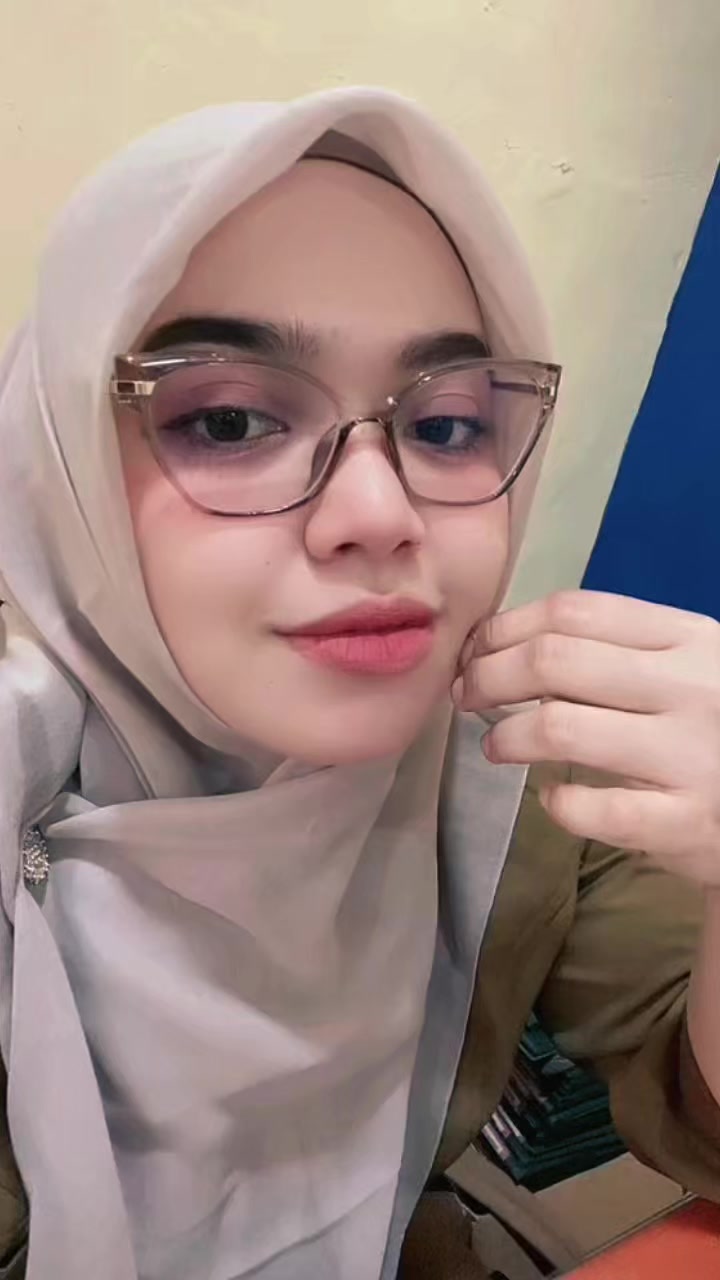 @R & S