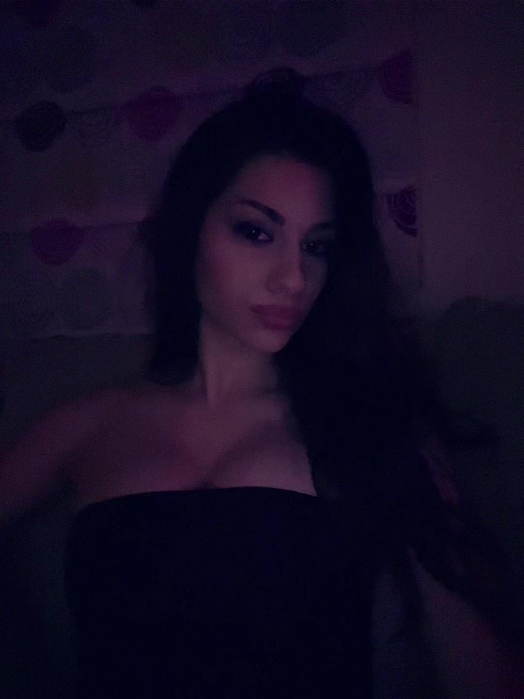 @миња