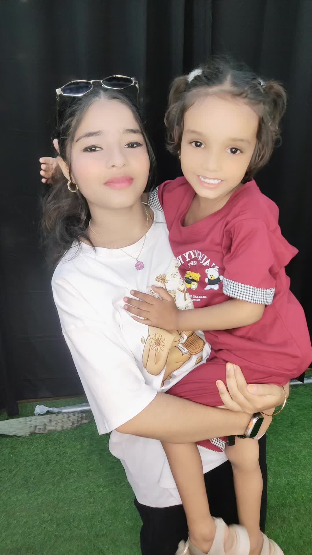 @Nausad♥️Saniya❣️😘