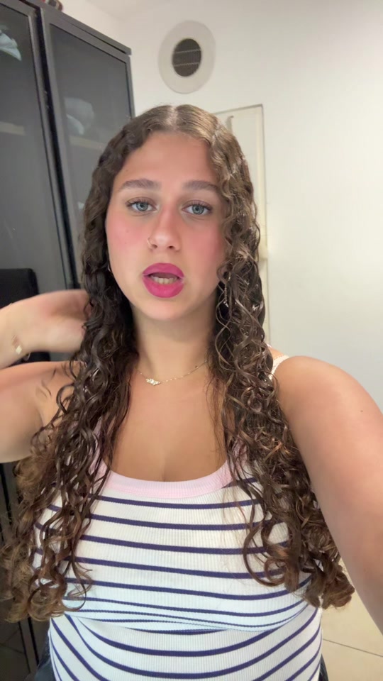 @Lia__raina