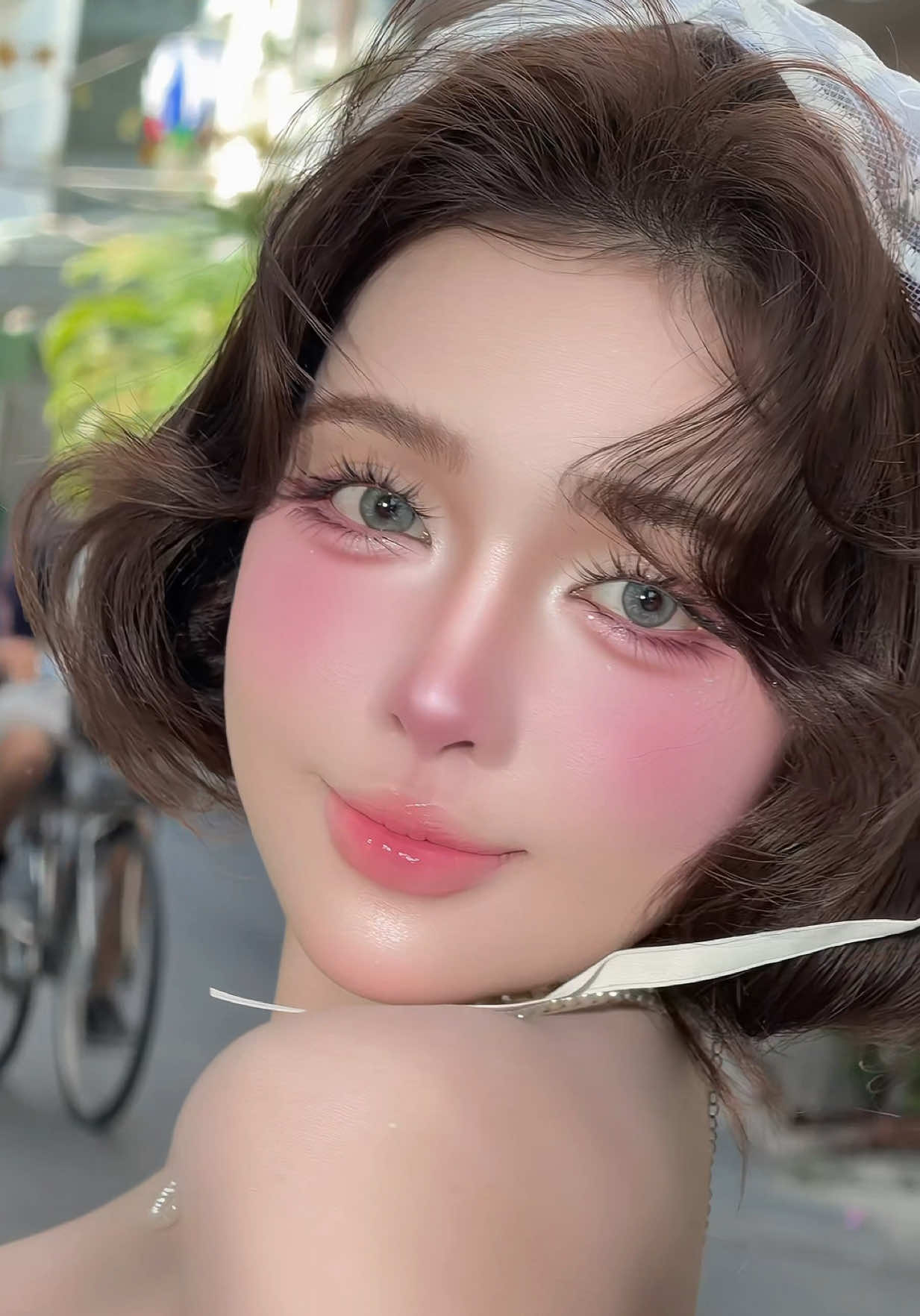 @Makeup by Nga 💄