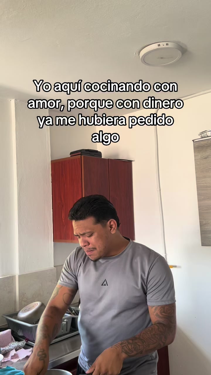 @ROBERTINO•👻
