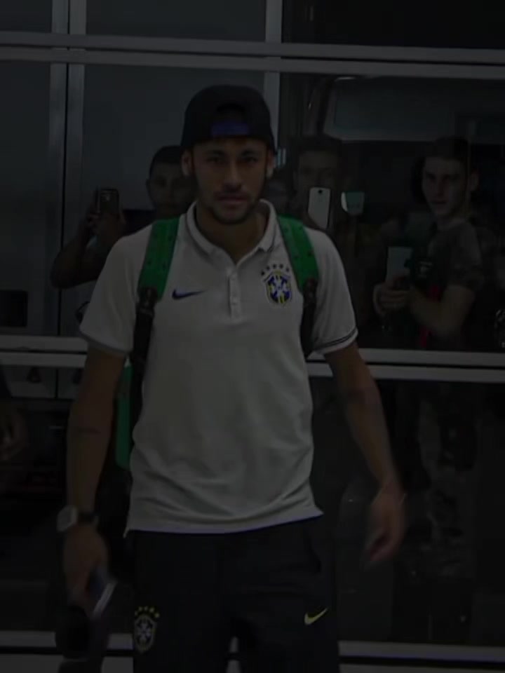 @Njr fake