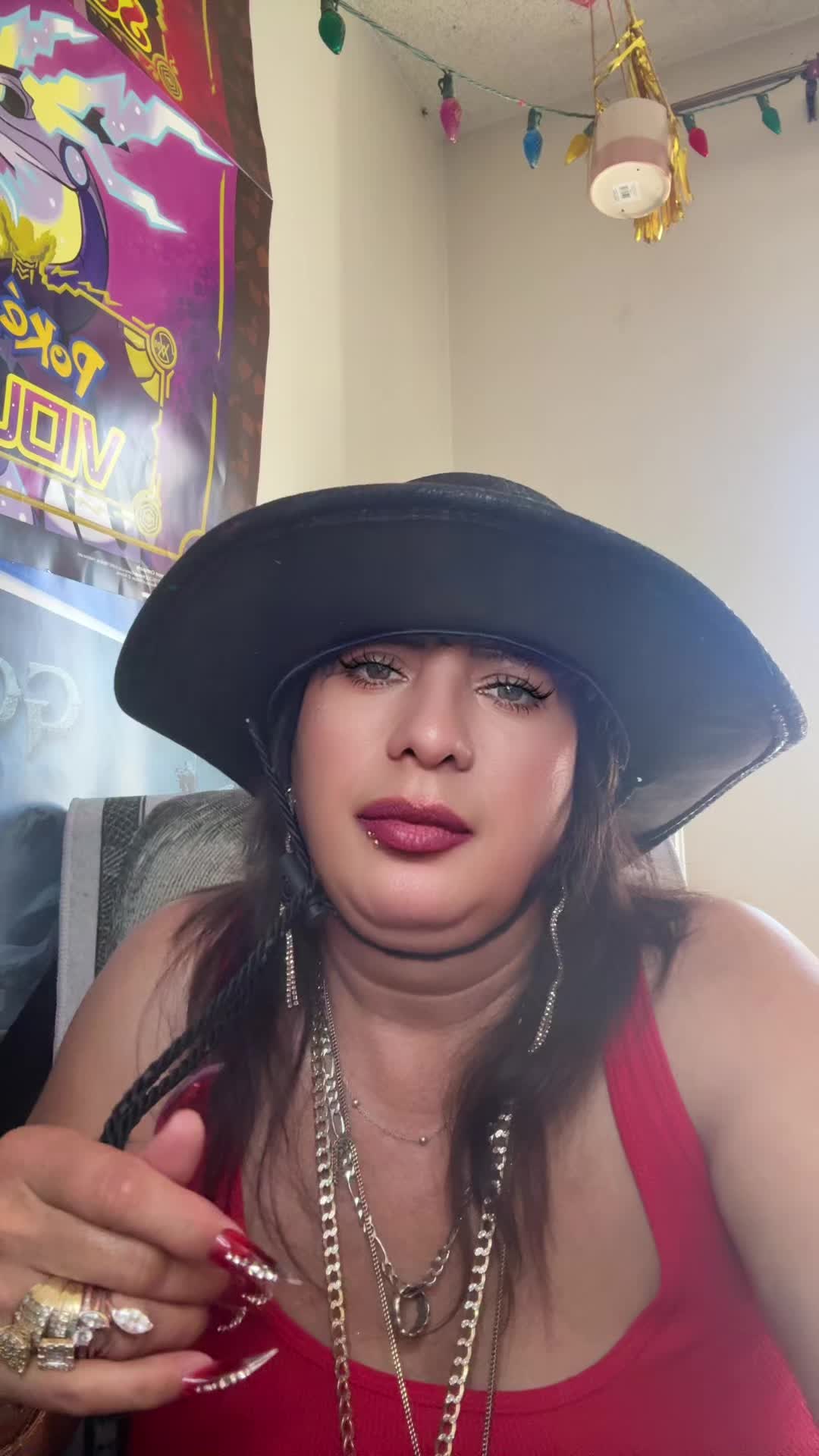 @Roxana Saracay