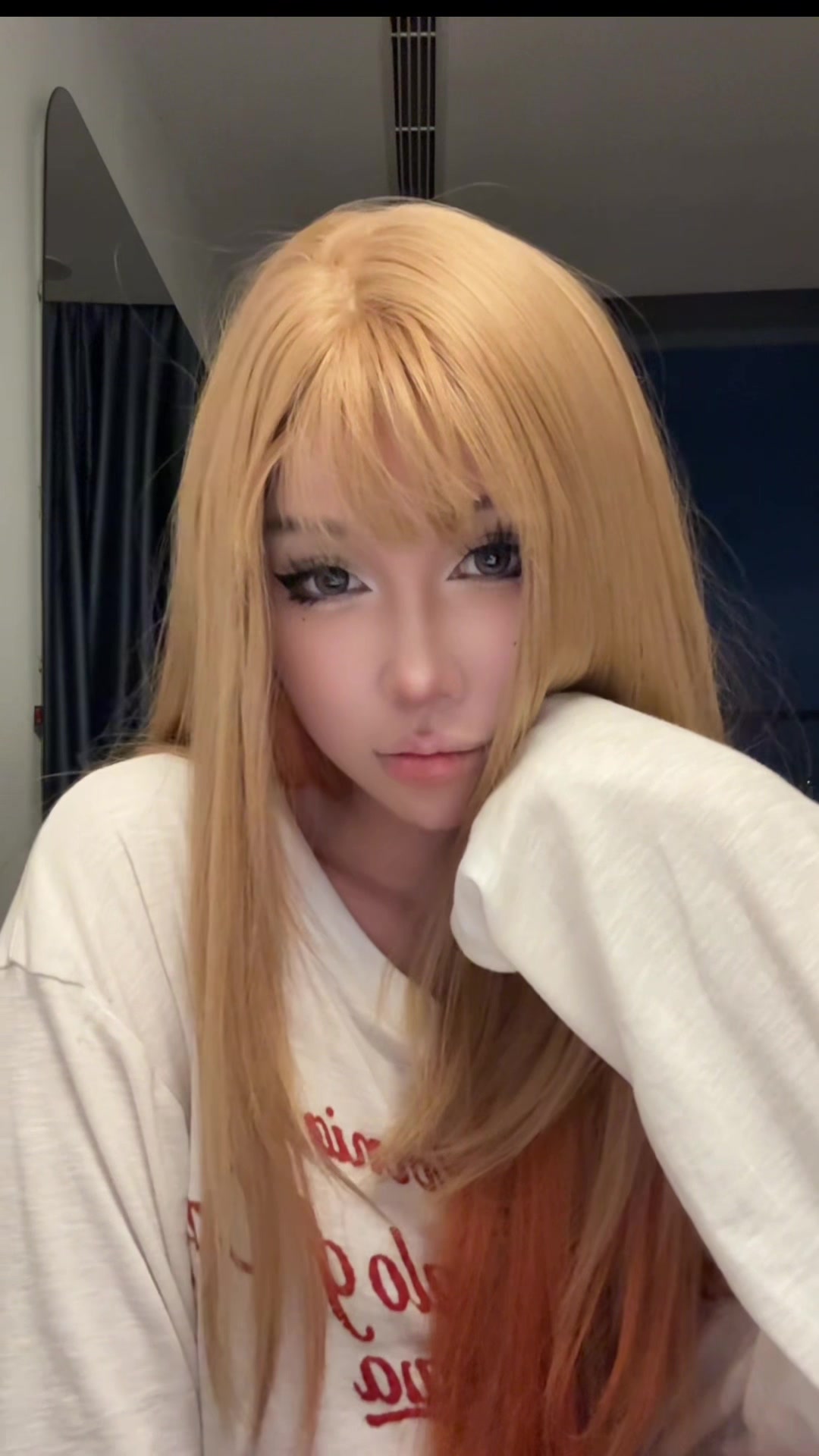 @Tuyết Ngân 🐯