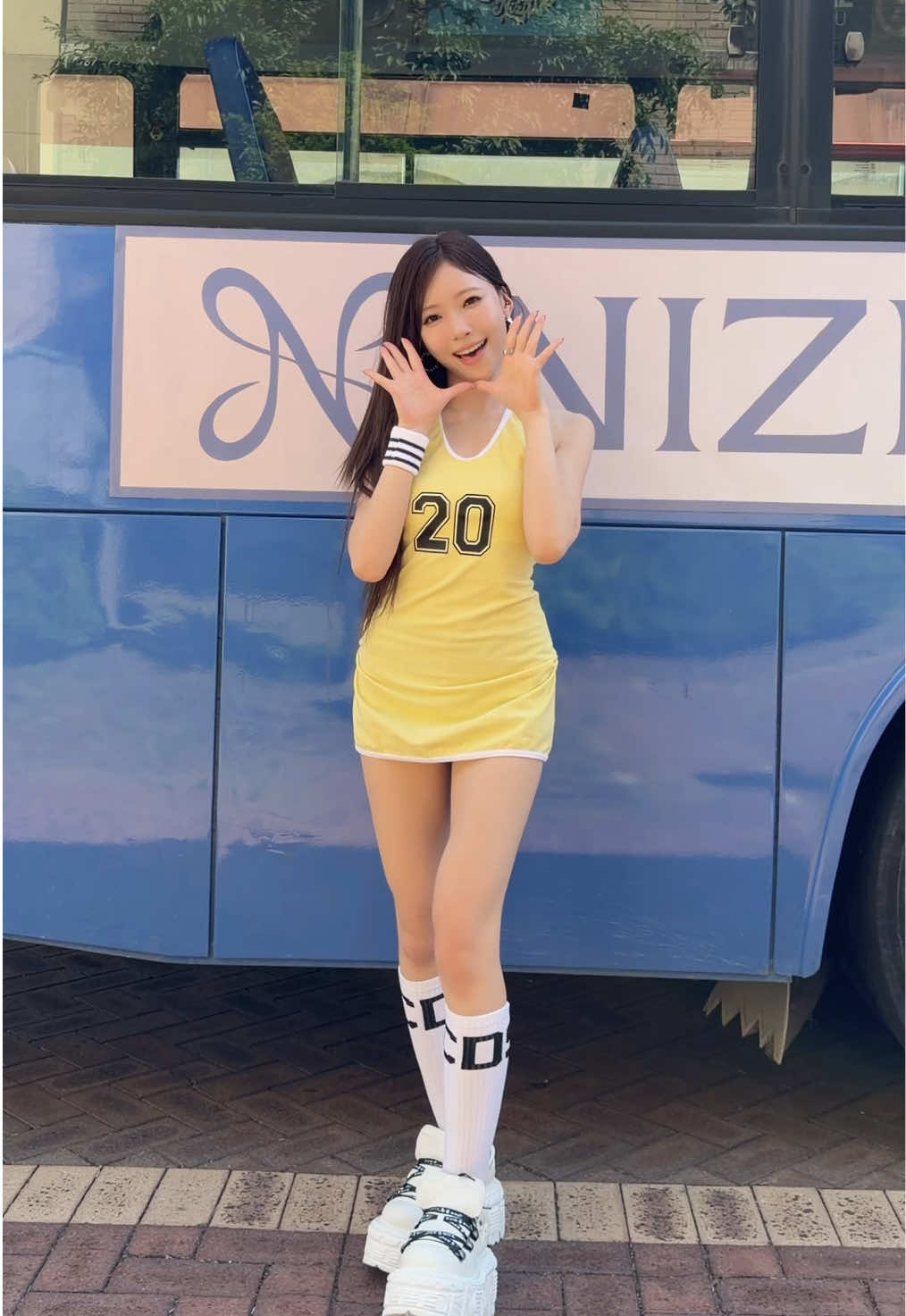 @NiziU