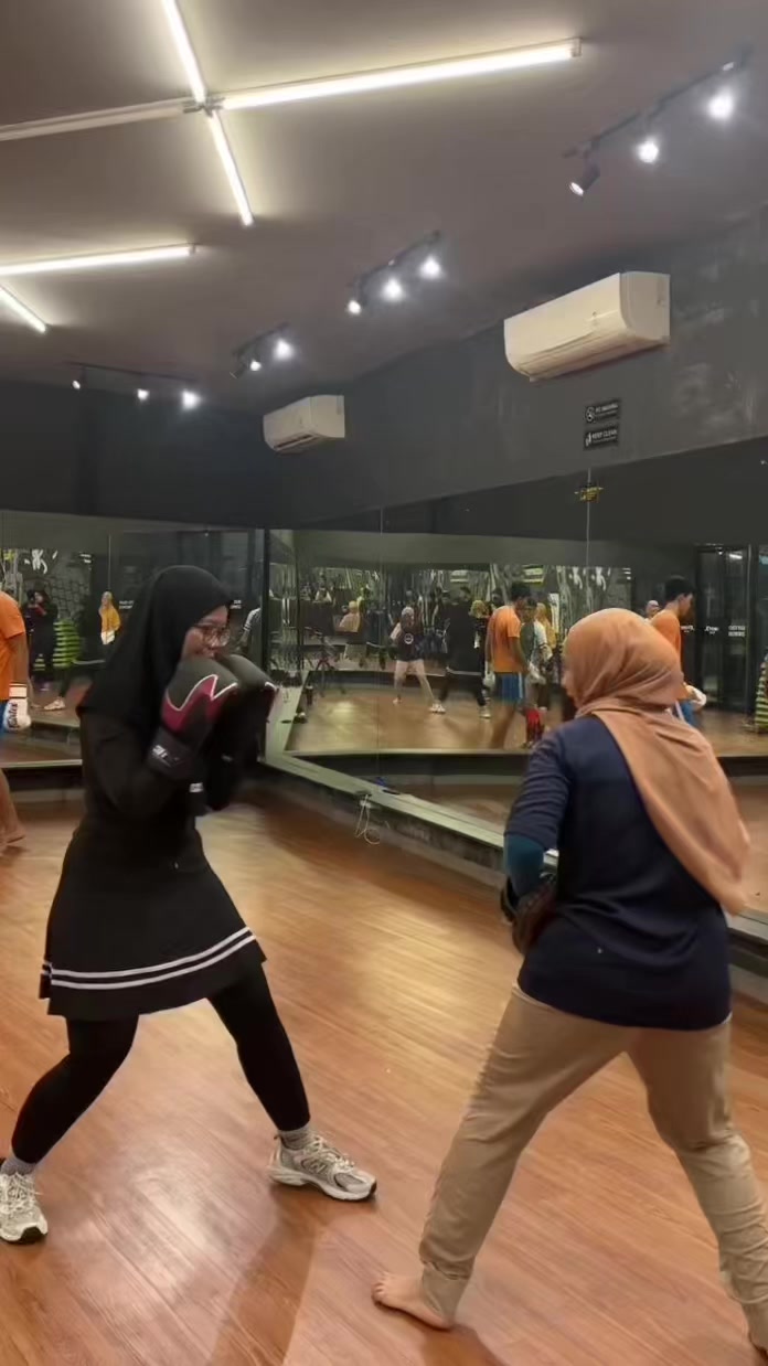 @Mba Mba Biasa
