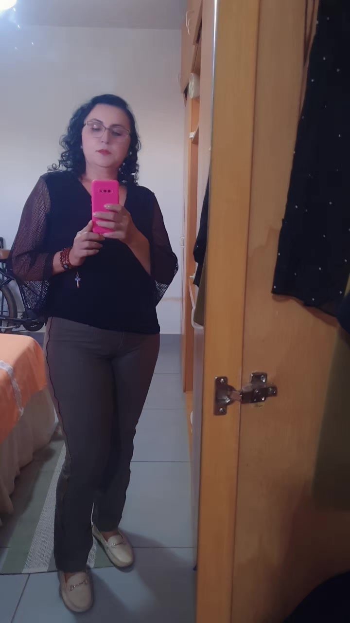 @valbarbosa