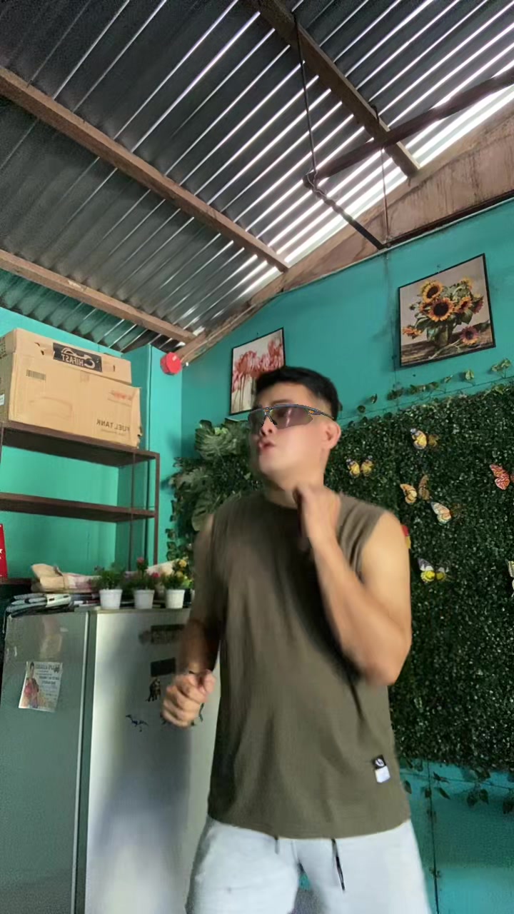 @Zym3