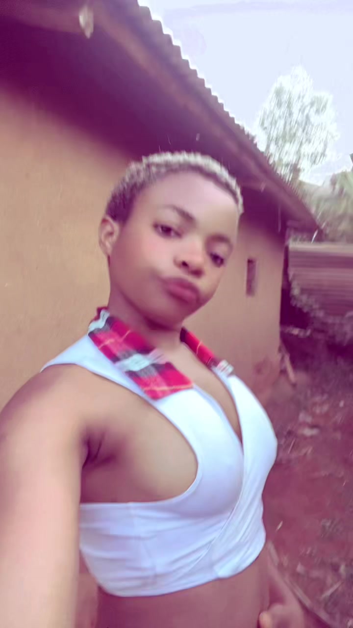 @@ FLEXIBLE SARAH🇨🇩🤸
