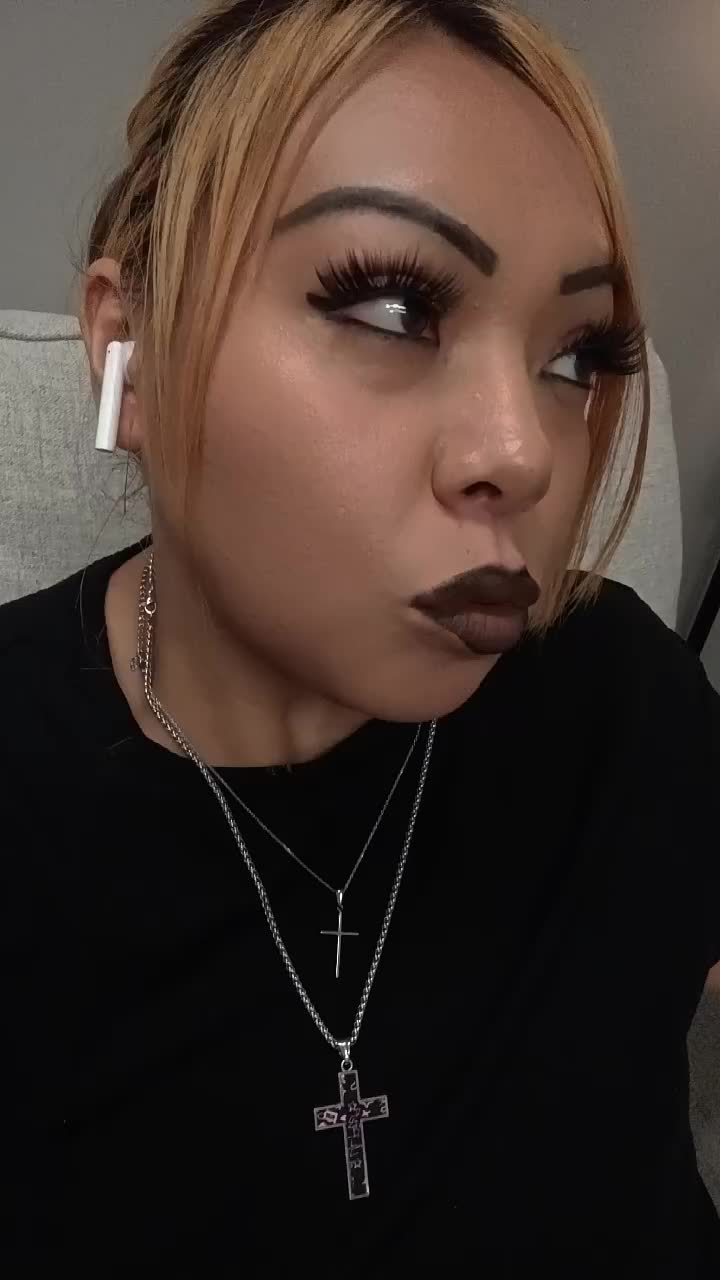 @Lala2Savage