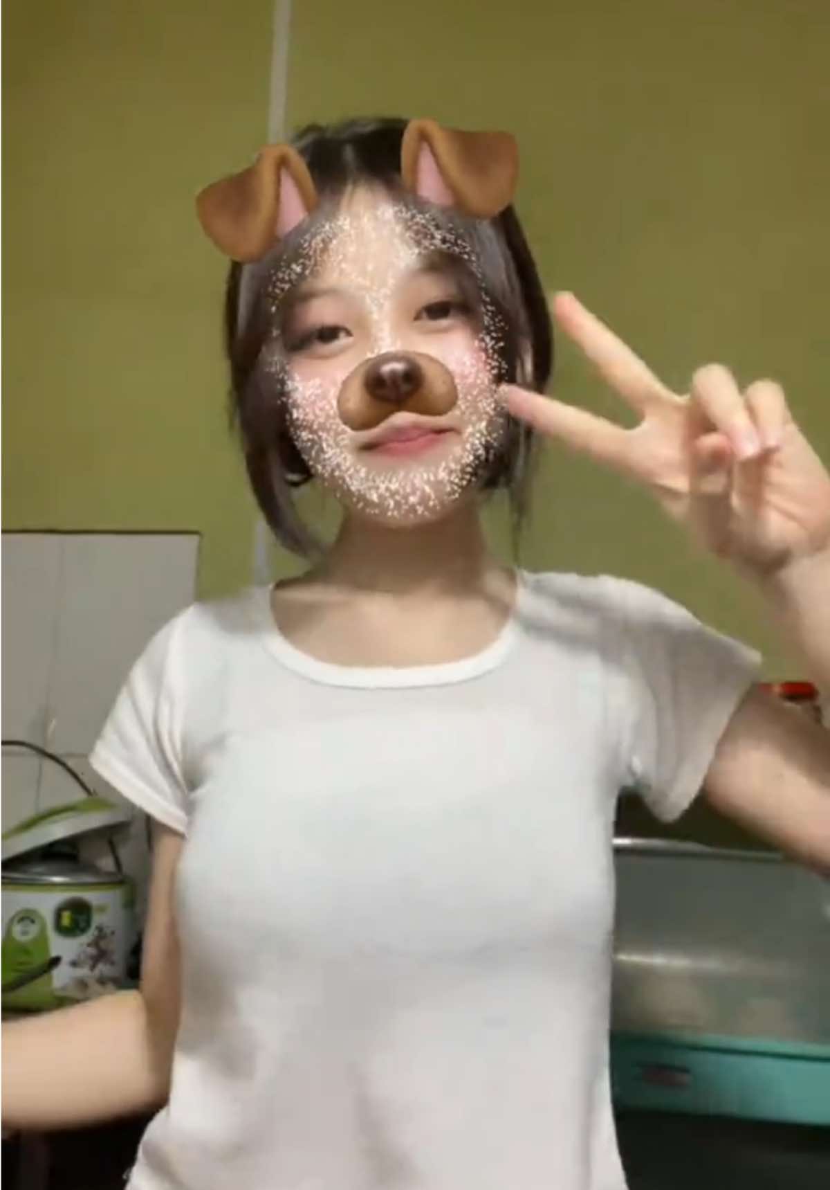 @ឈីញ