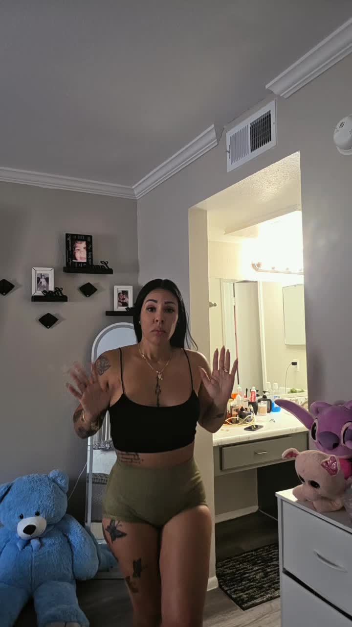@Yenia❤️