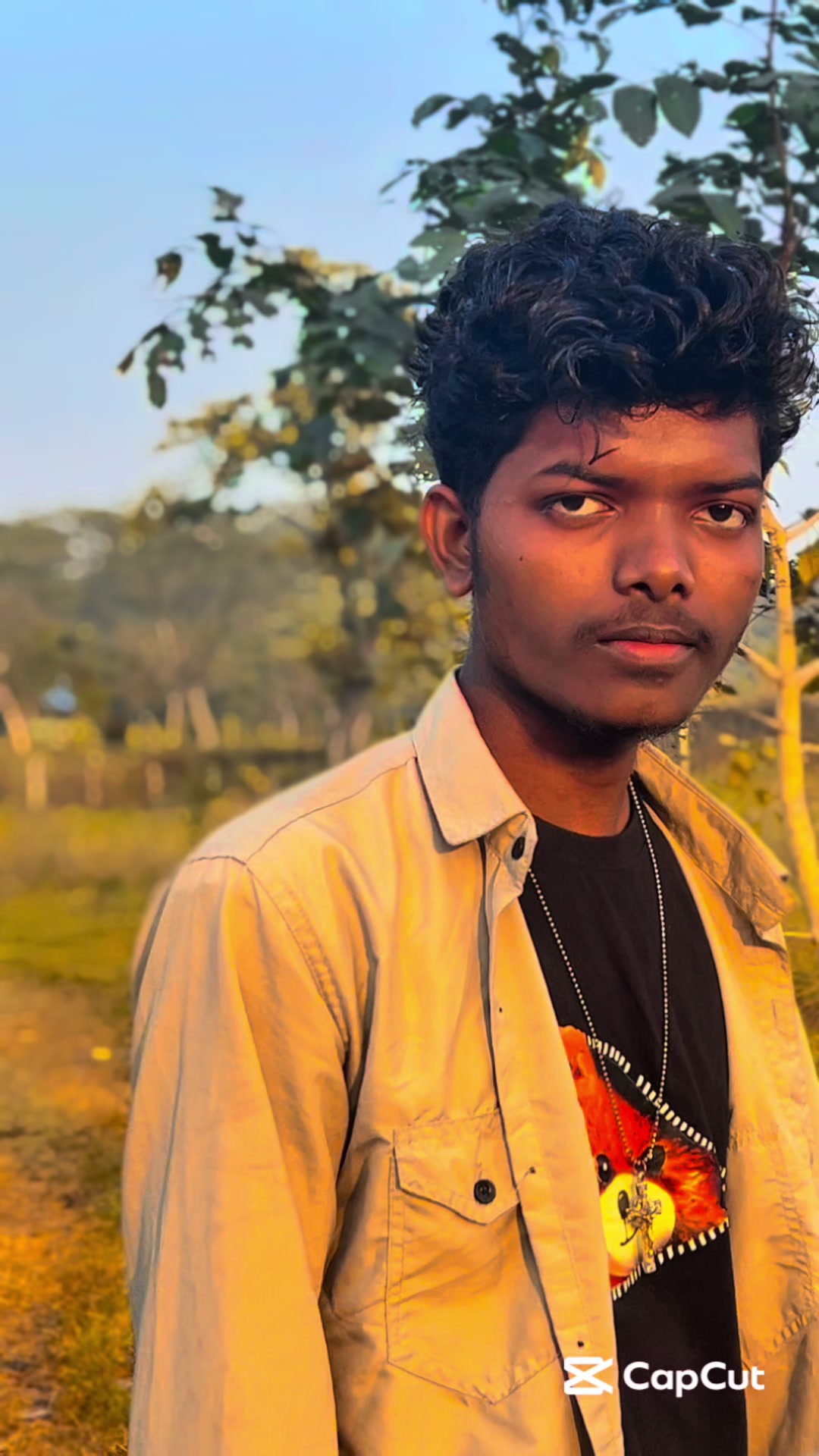 @◤ ☮️real_suraj03々 ❸ ◢