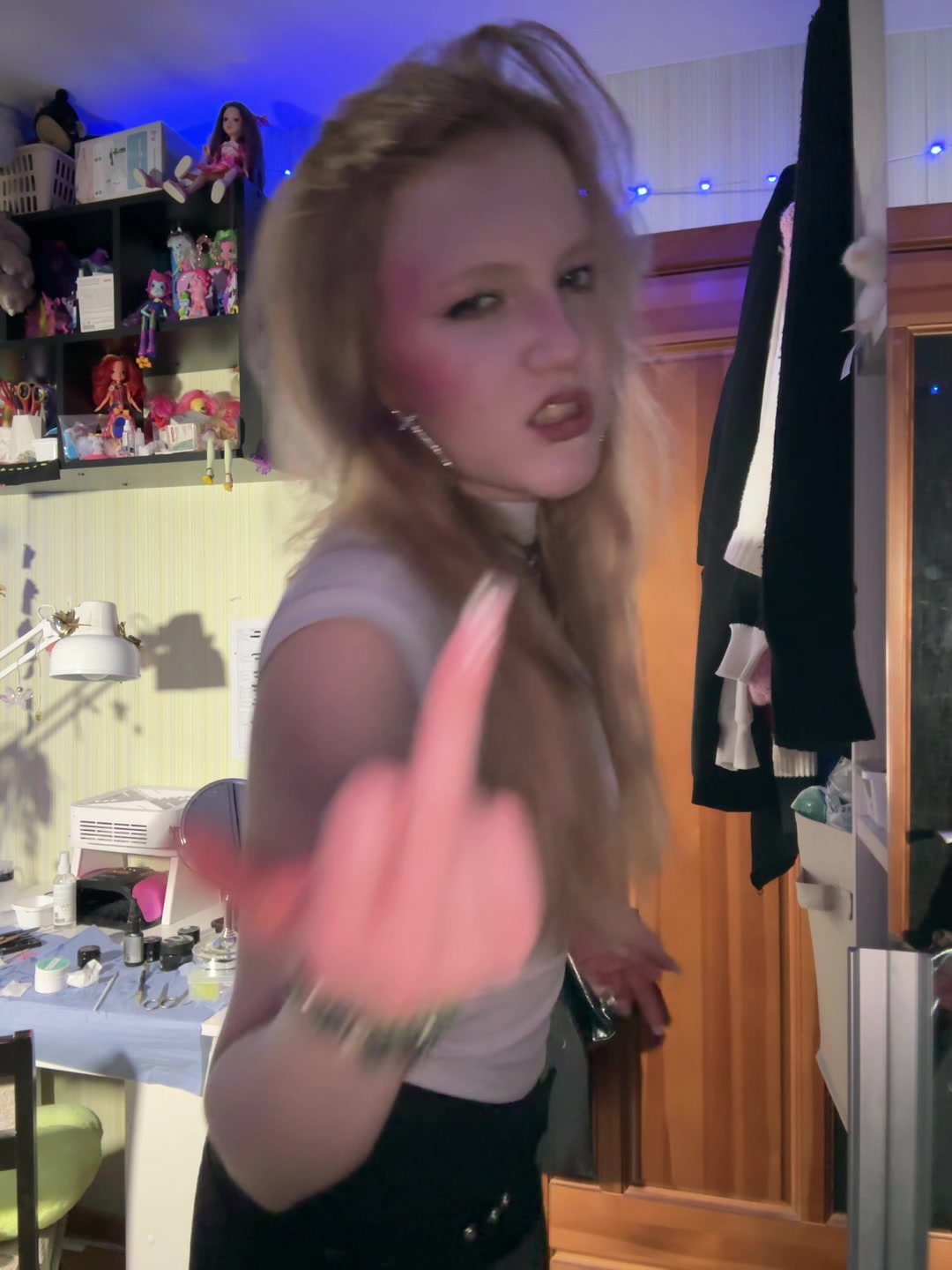 @dyishiluvdouble812