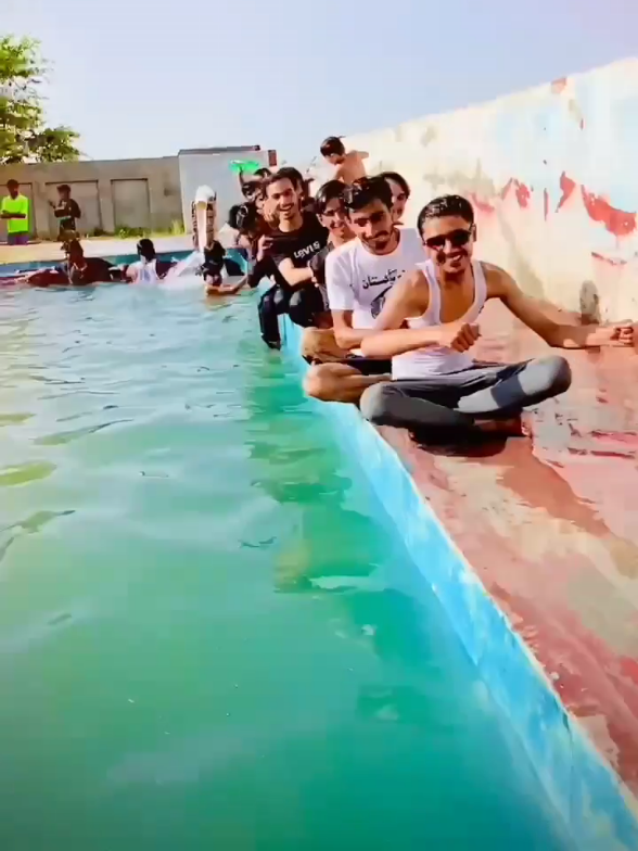 @کمانڈو پٹھان 🦁