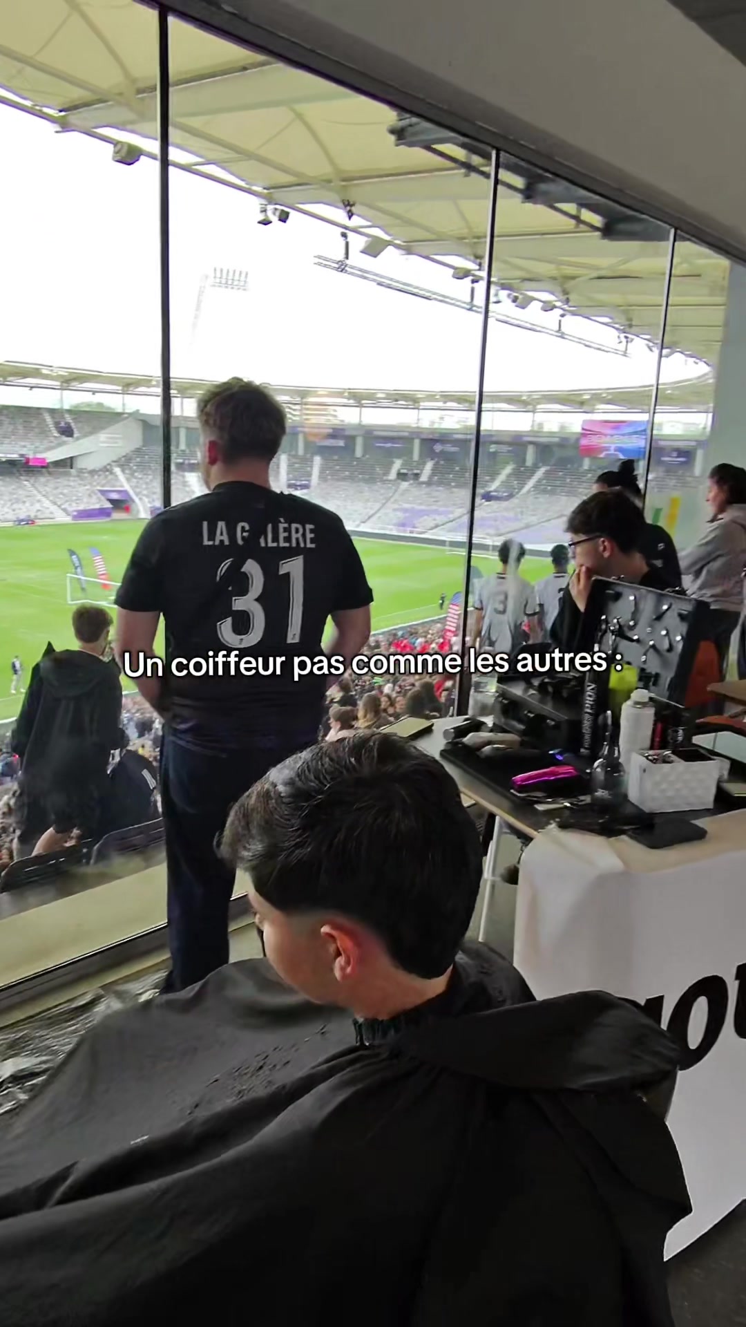 @Léo