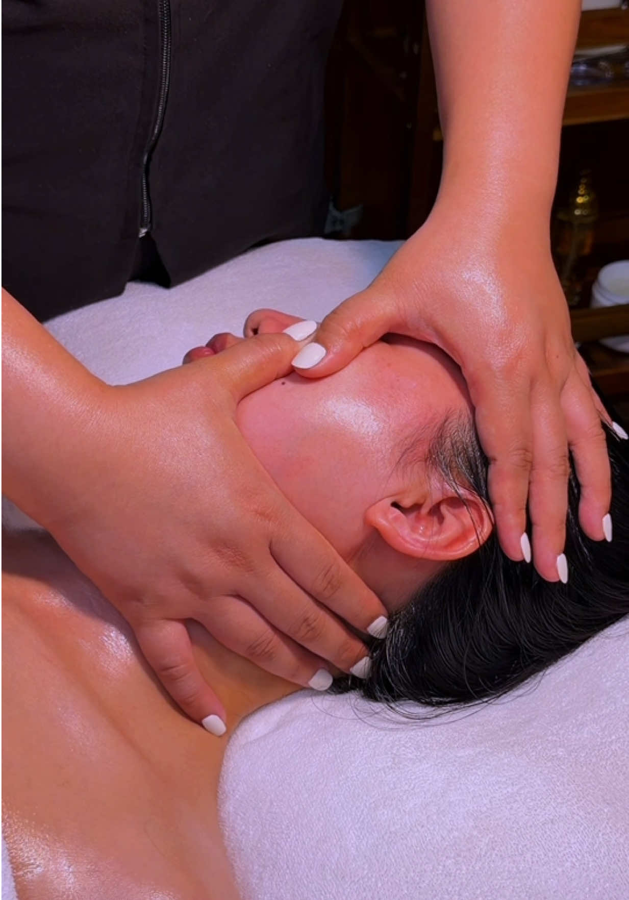 @Cô Hạnh Dạy Massage