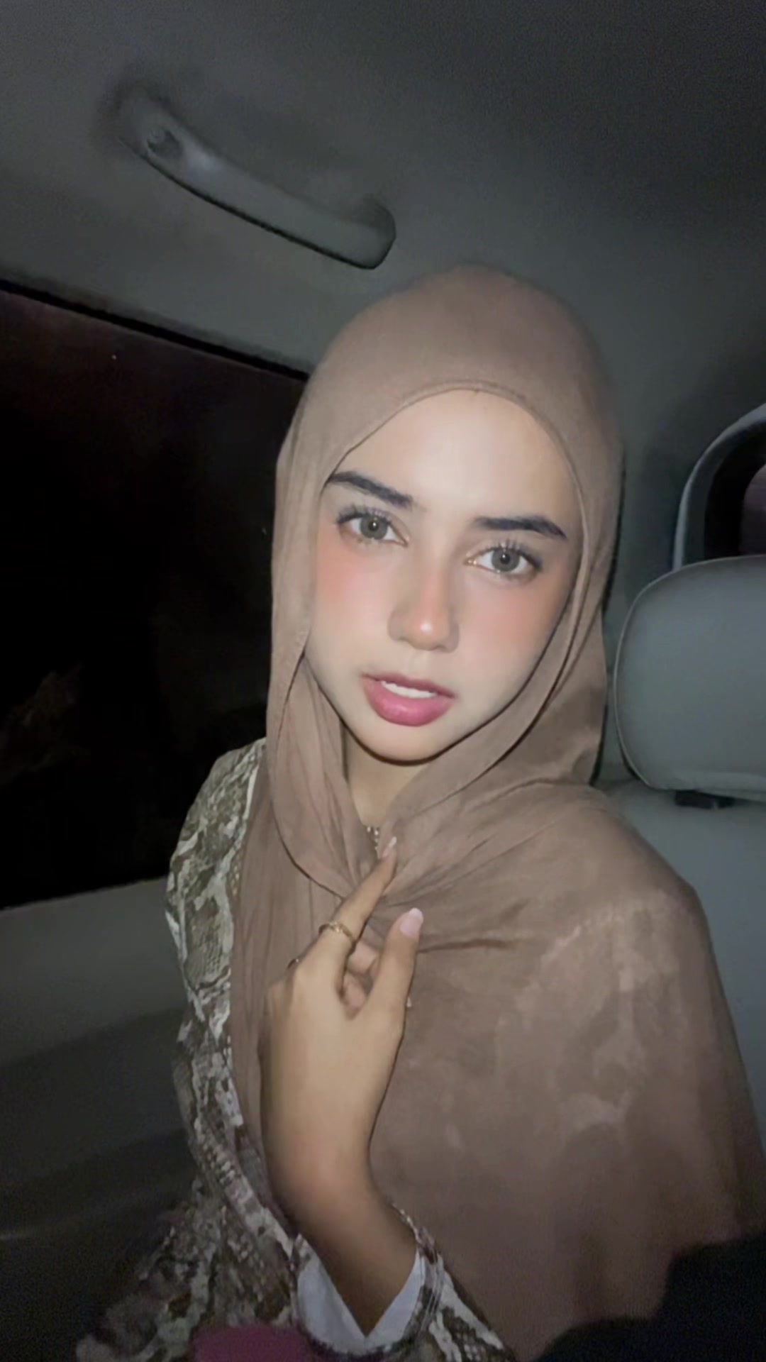 @syaaaayhy ๐