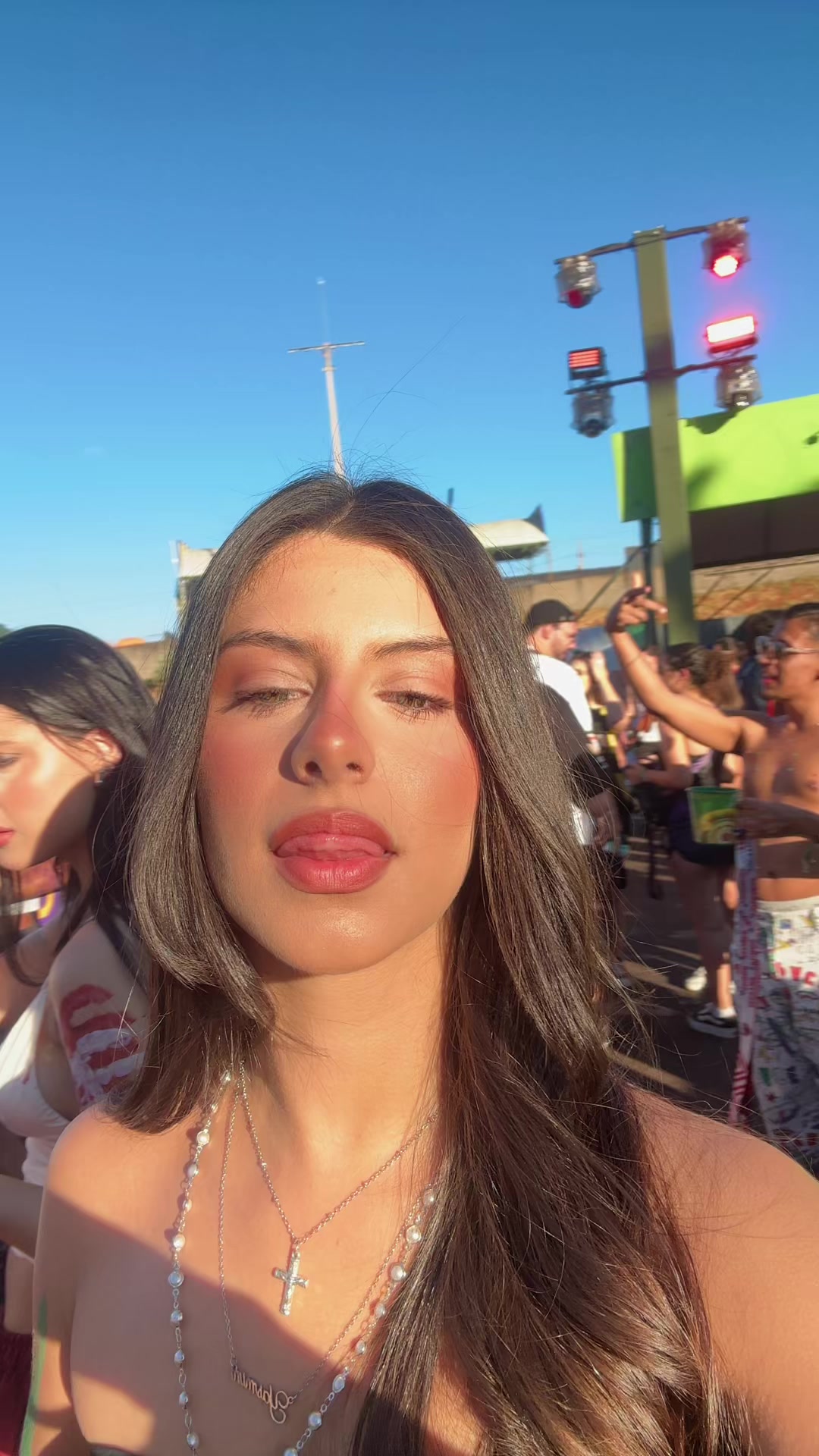 @yas