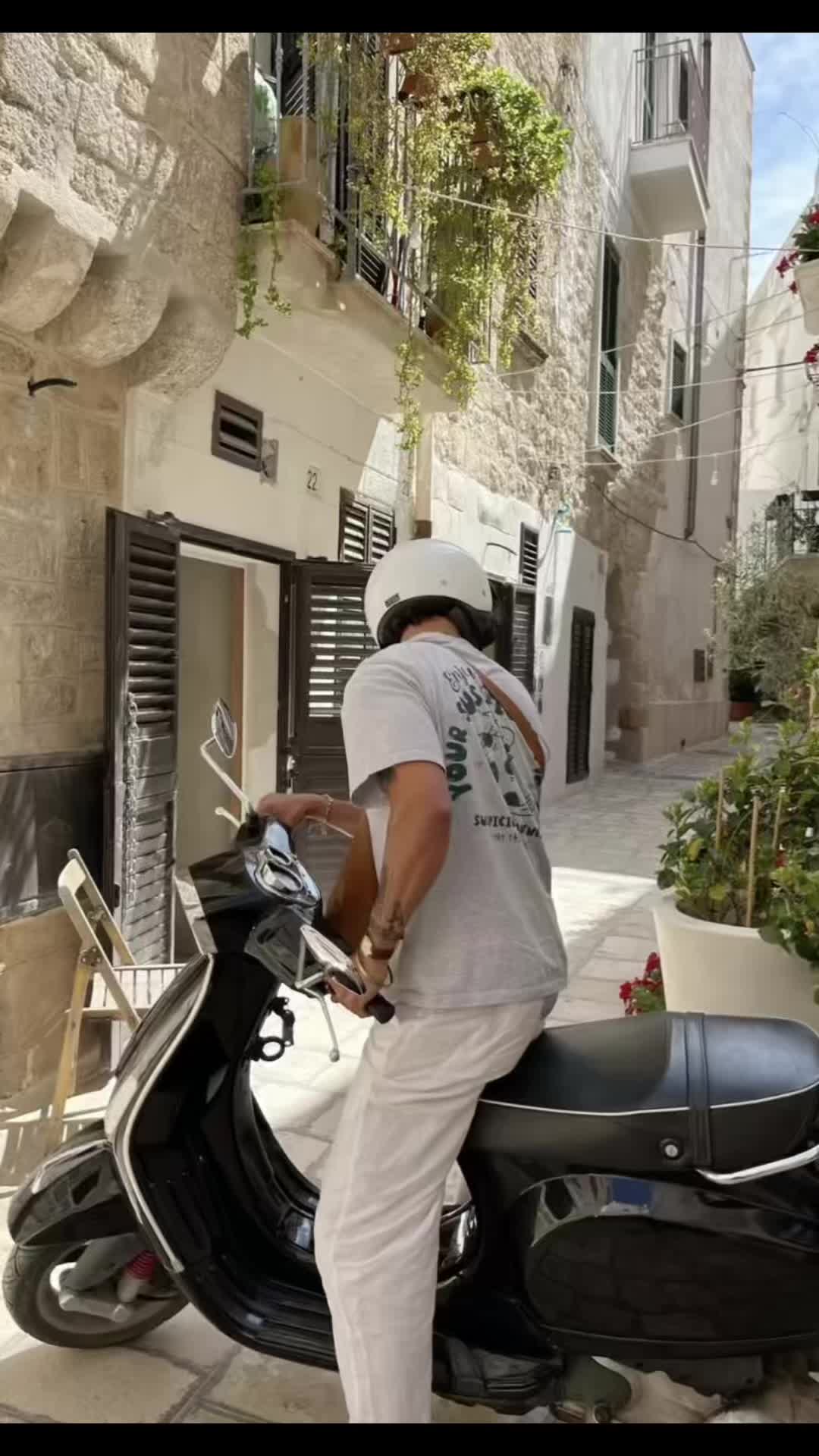 @saint.monaco