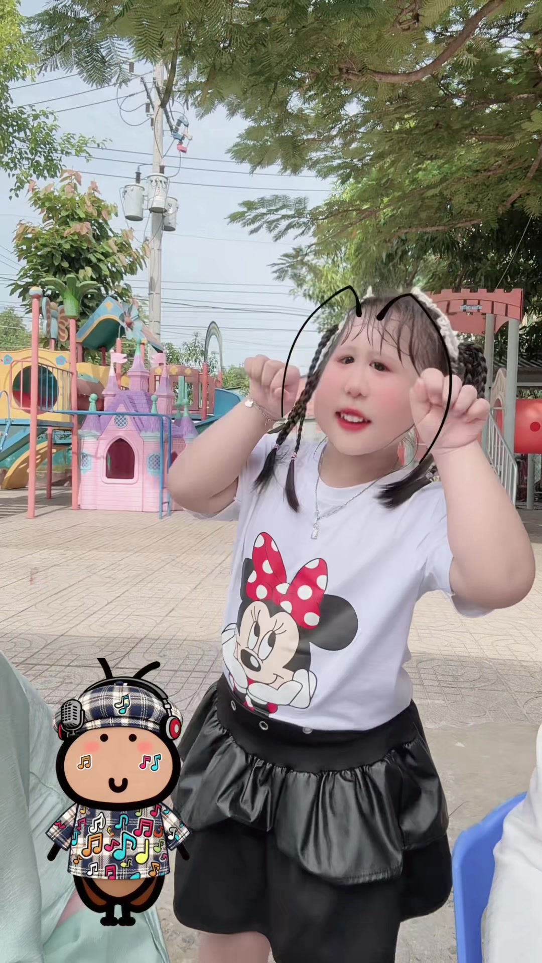 @UYN_UIEN