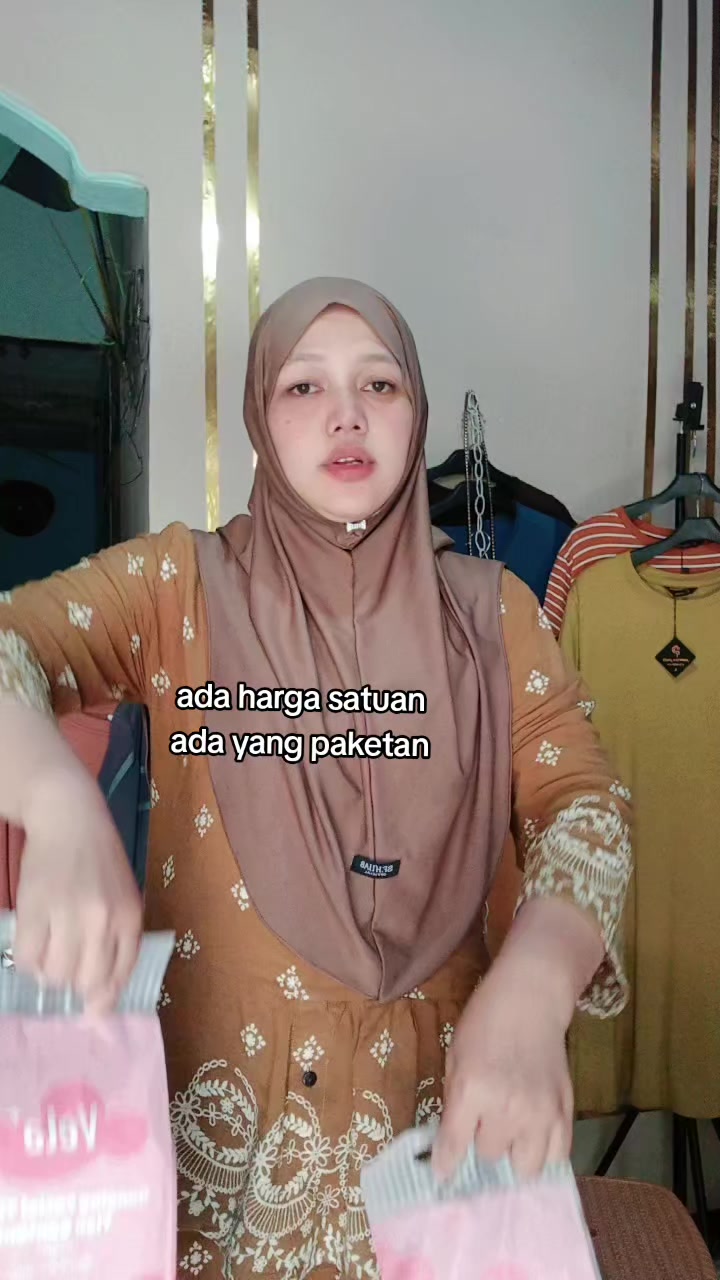 @LauraQory||Berkah outfit