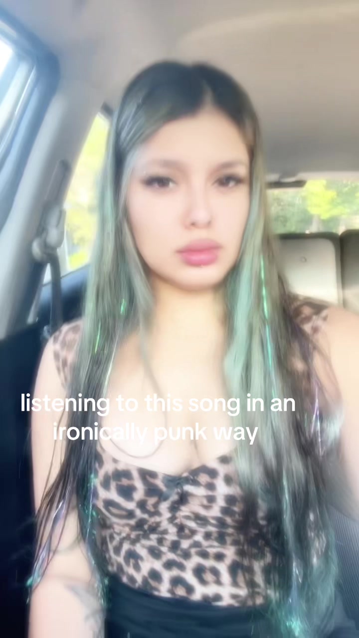 @macabrecvtie