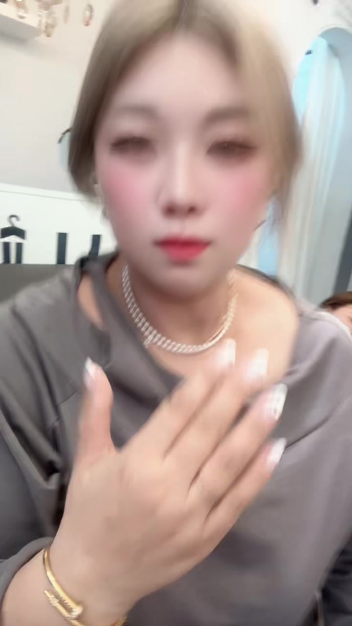 @hsj840603