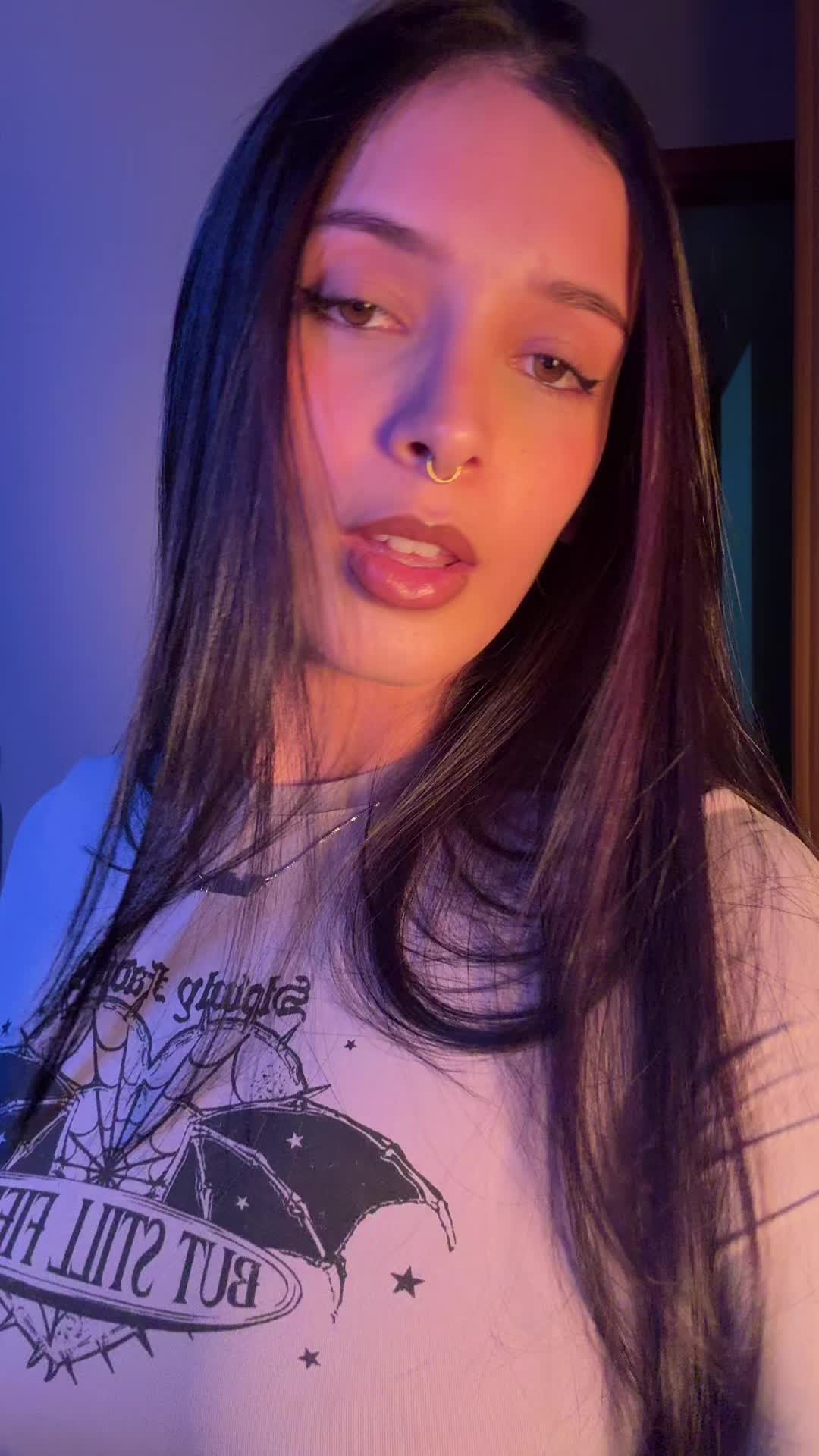 @𝔪𝔞𝔯𝔦𝔞