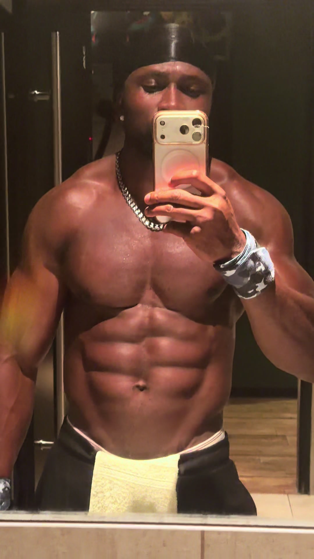 @KING OF Abs... !!!!