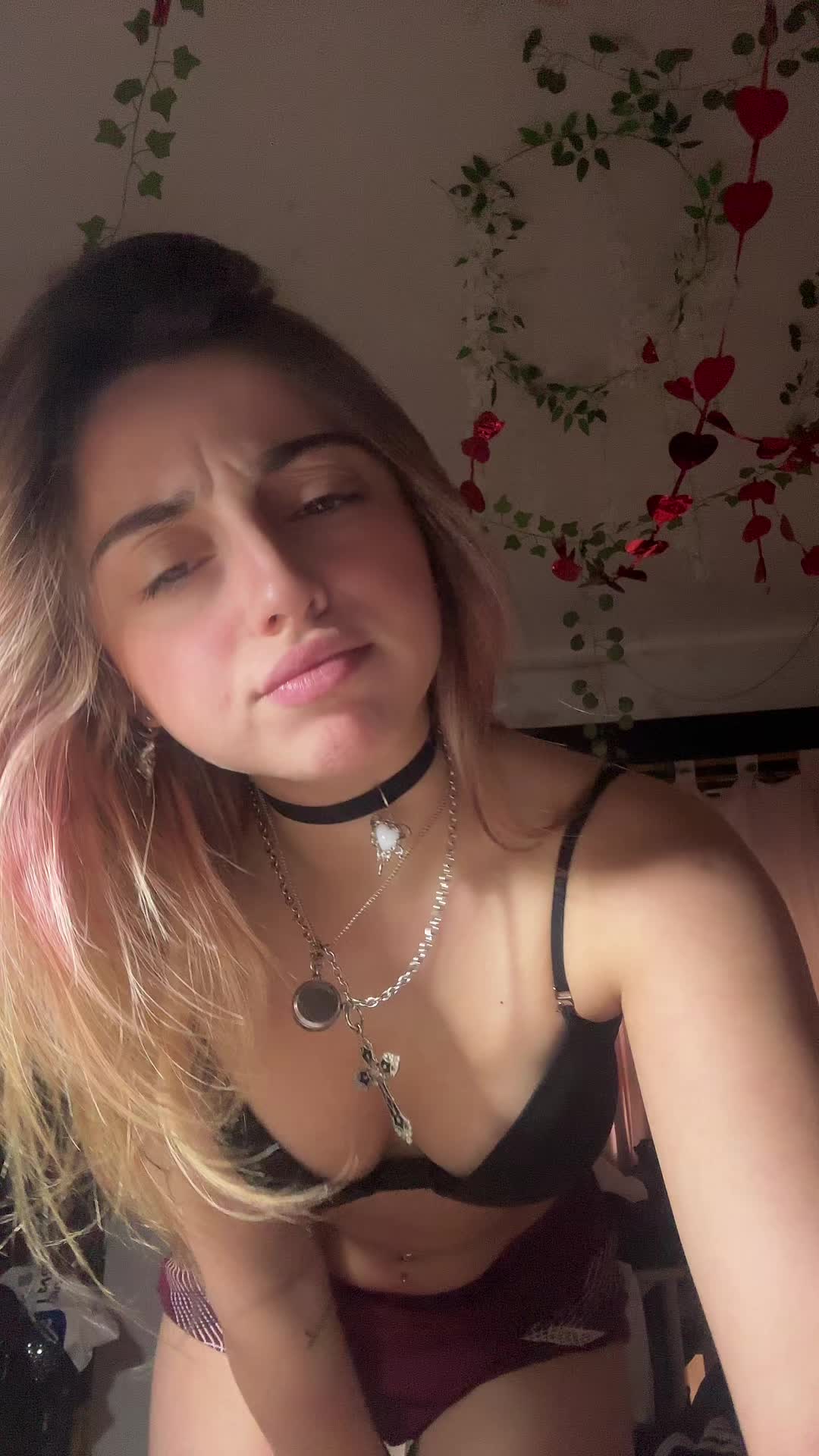 @viuxyta