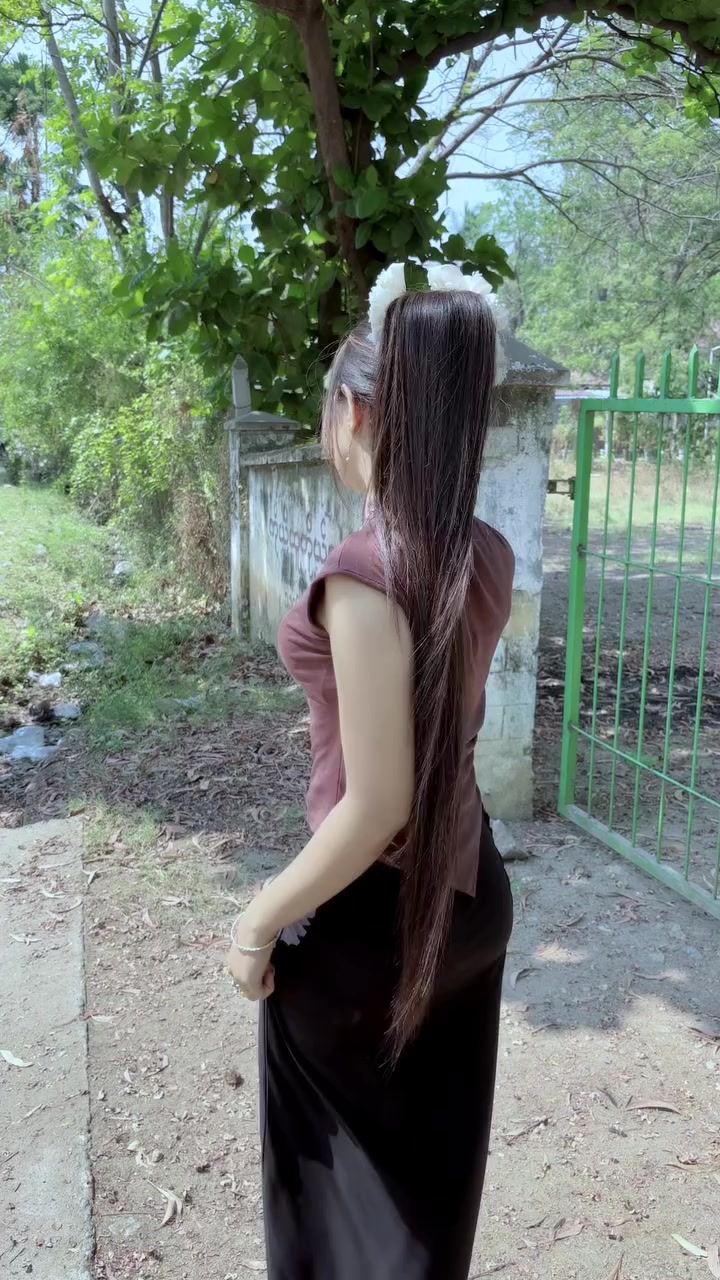 @မြန်မာအလန်းလေးများ