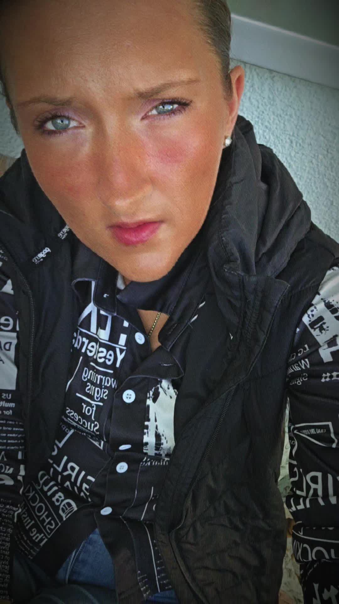 @𝓦𝓾𝓷𝓭𝓮𝓻𝓱𝓮𝓻𝔃ꨄ︎